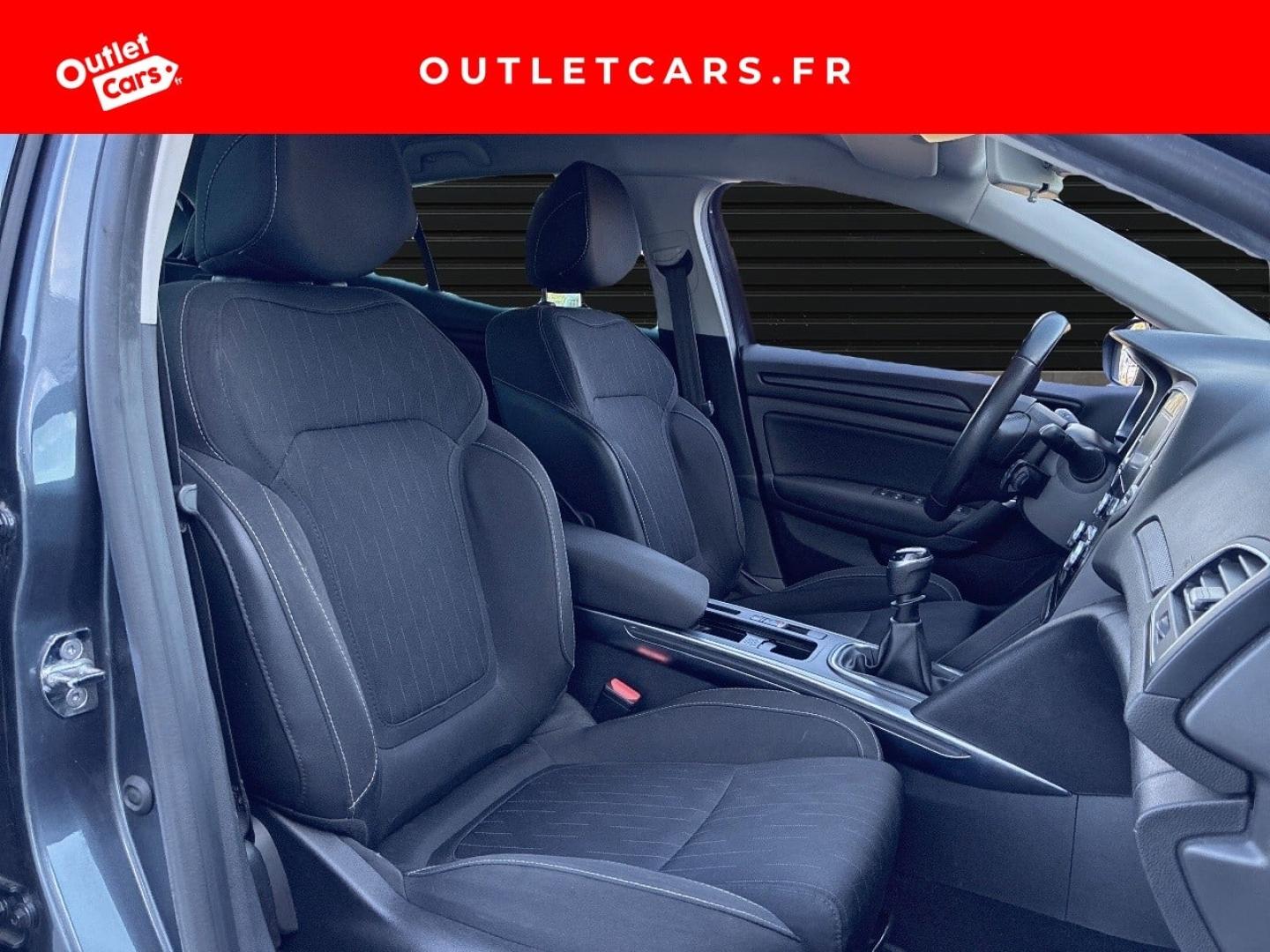 Voitures occasions RENAULT MÉGANE Limited Rezé
