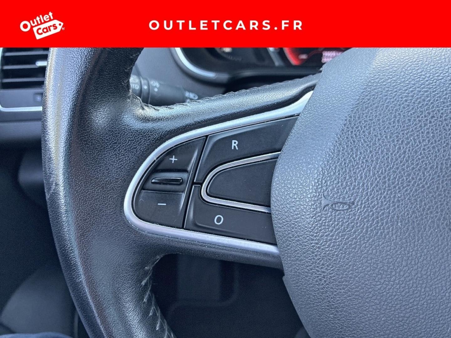 Voitures occasions RENAULT MÉGANE Limited Rezé