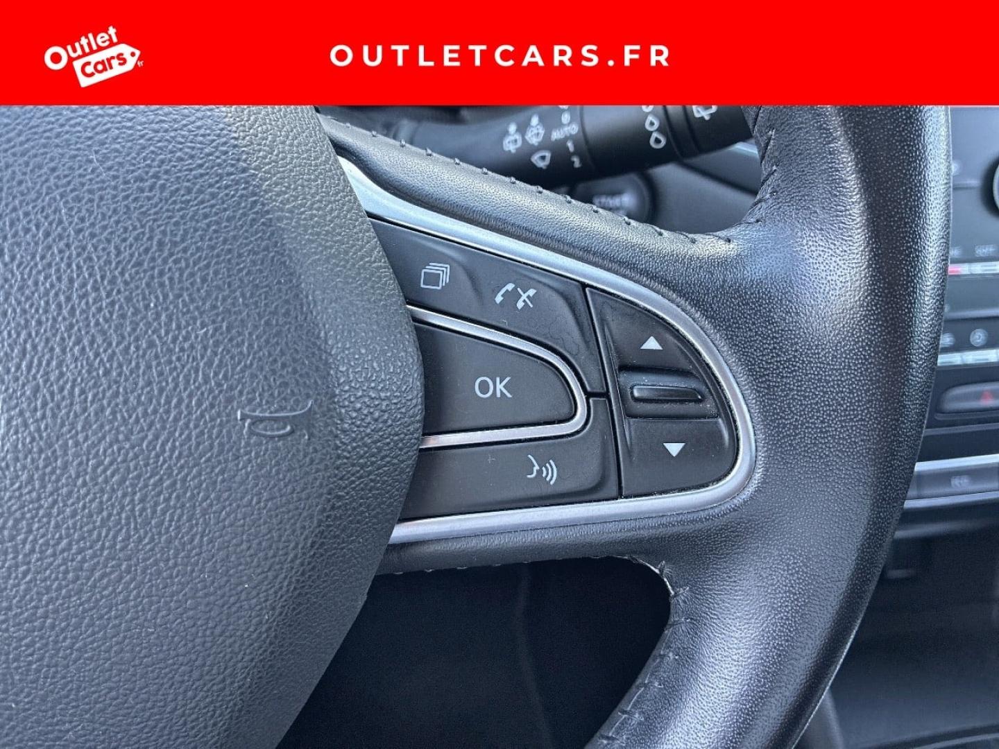 Voitures occasions RENAULT MÉGANE Limited Rezé