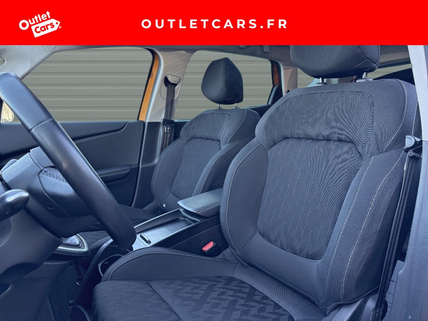 Voitures occasions RENAULT SCENIC Limited Rezé