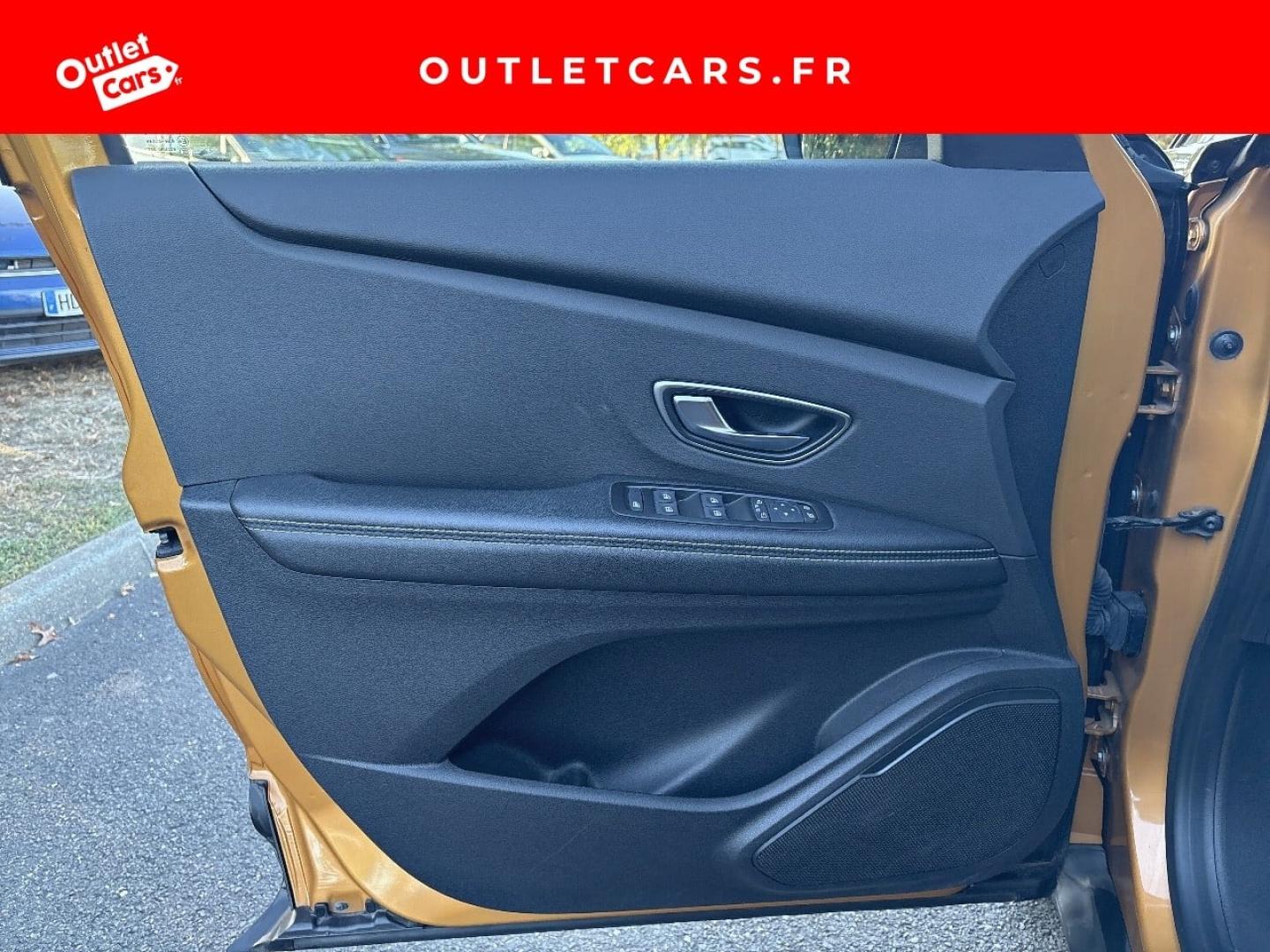 Voitures occasions RENAULT SCENIC Limited Rezé