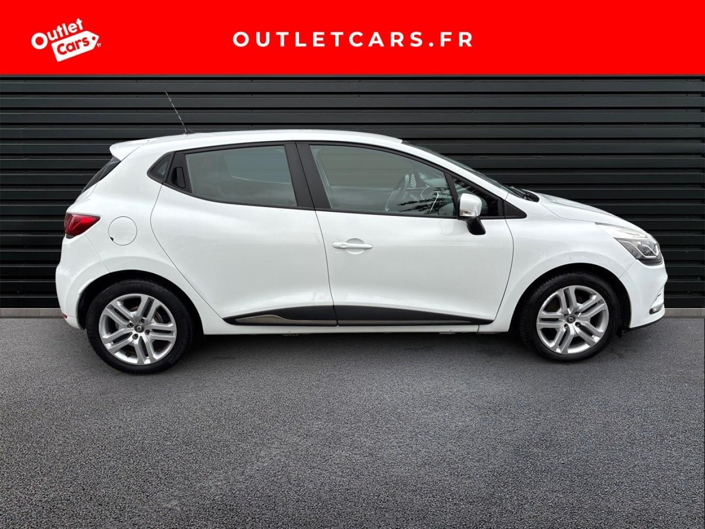 Voitures occasions RENAULT CLIO Intens Rezé
