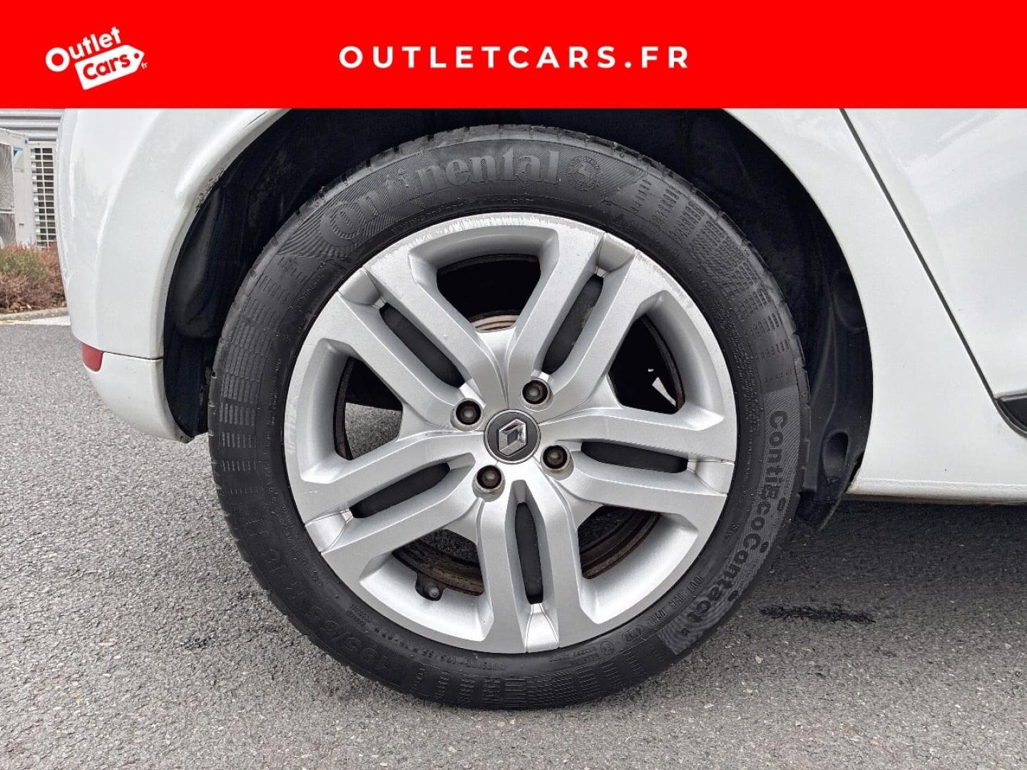 Voitures occasions RENAULT CLIO Intens Rezé