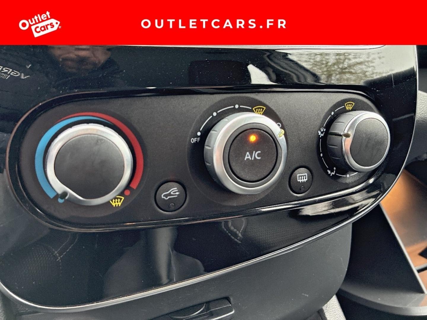 Voitures occasions RENAULT CLIO Intens Rezé