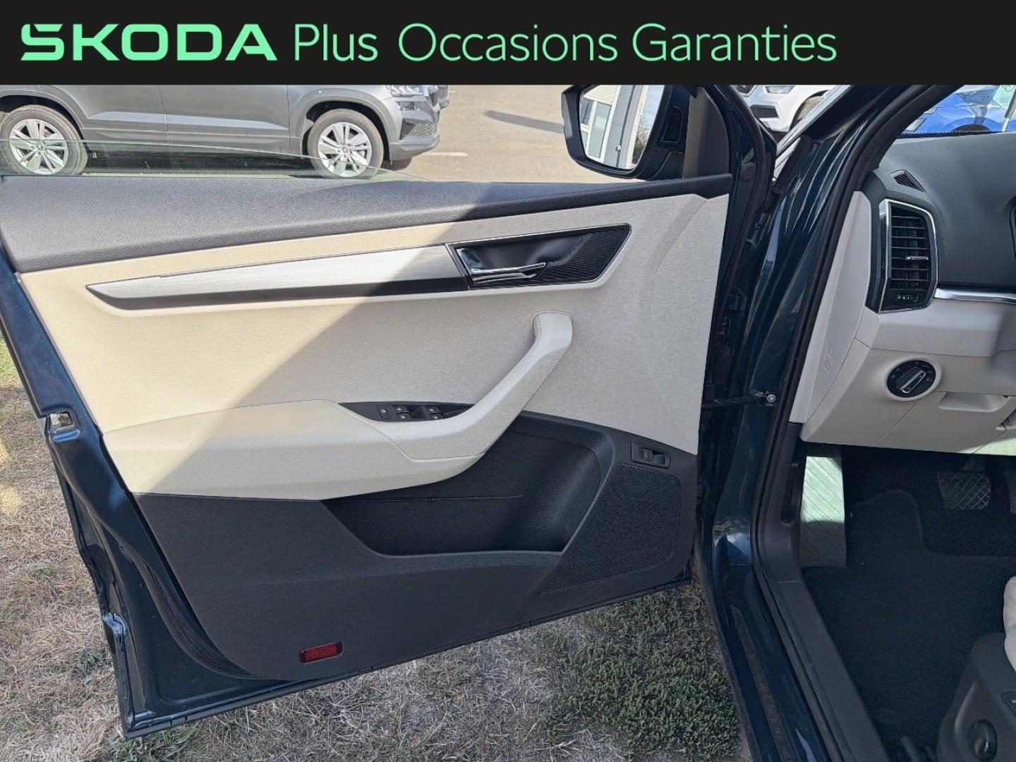 Voitures occasions ŠKODA KAROQ Style Rezé
