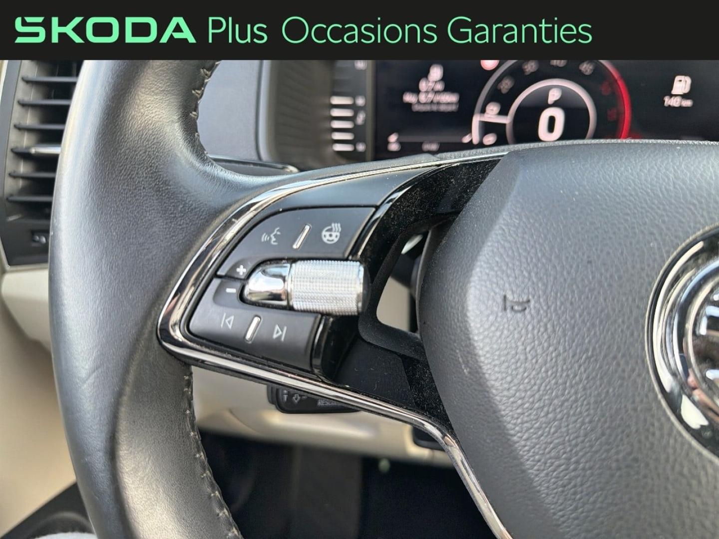 Voitures occasions ŠKODA KAROQ Style Rezé