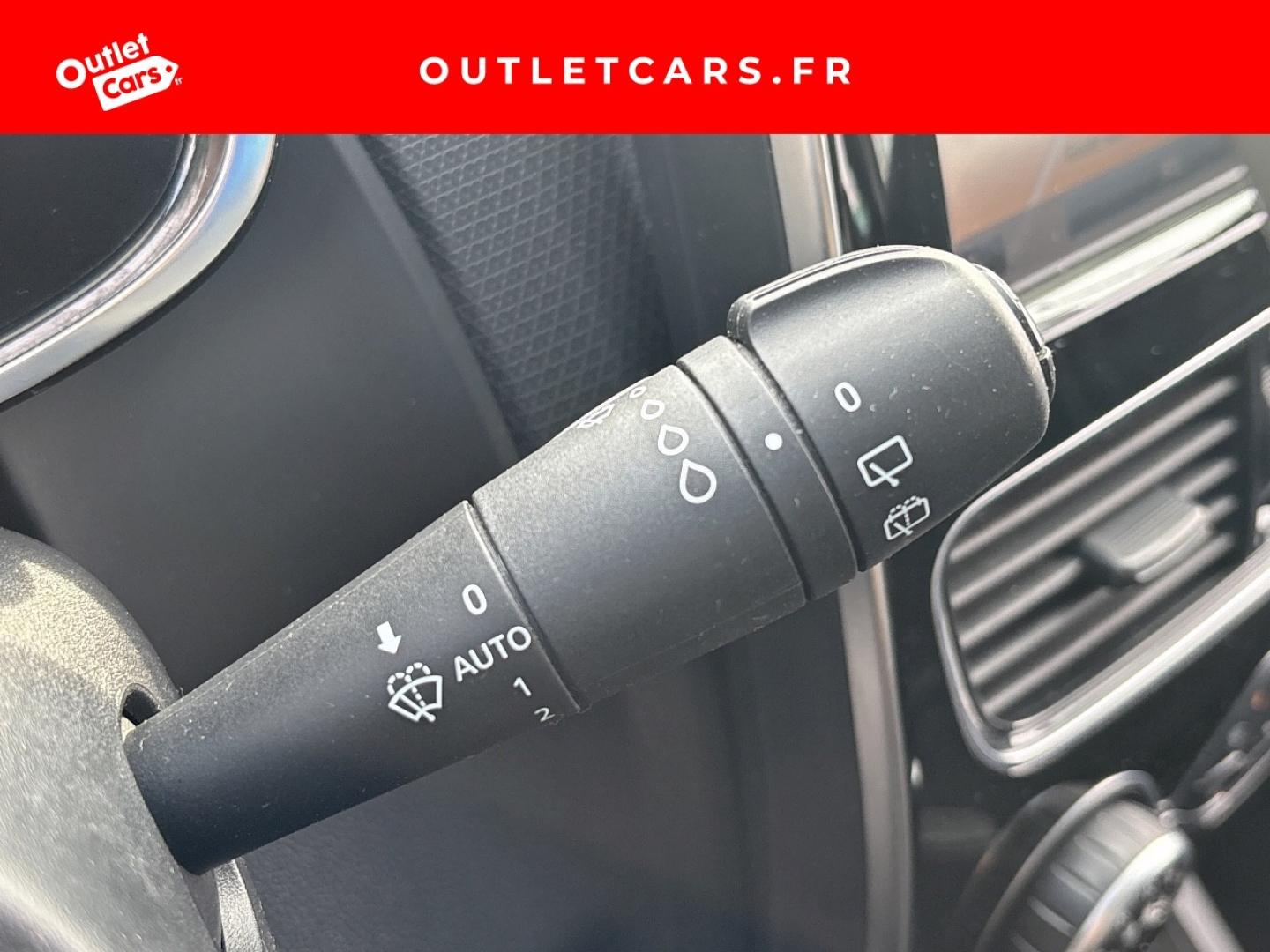 Voitures occasions RENAULT CLIO Intens Rezé
