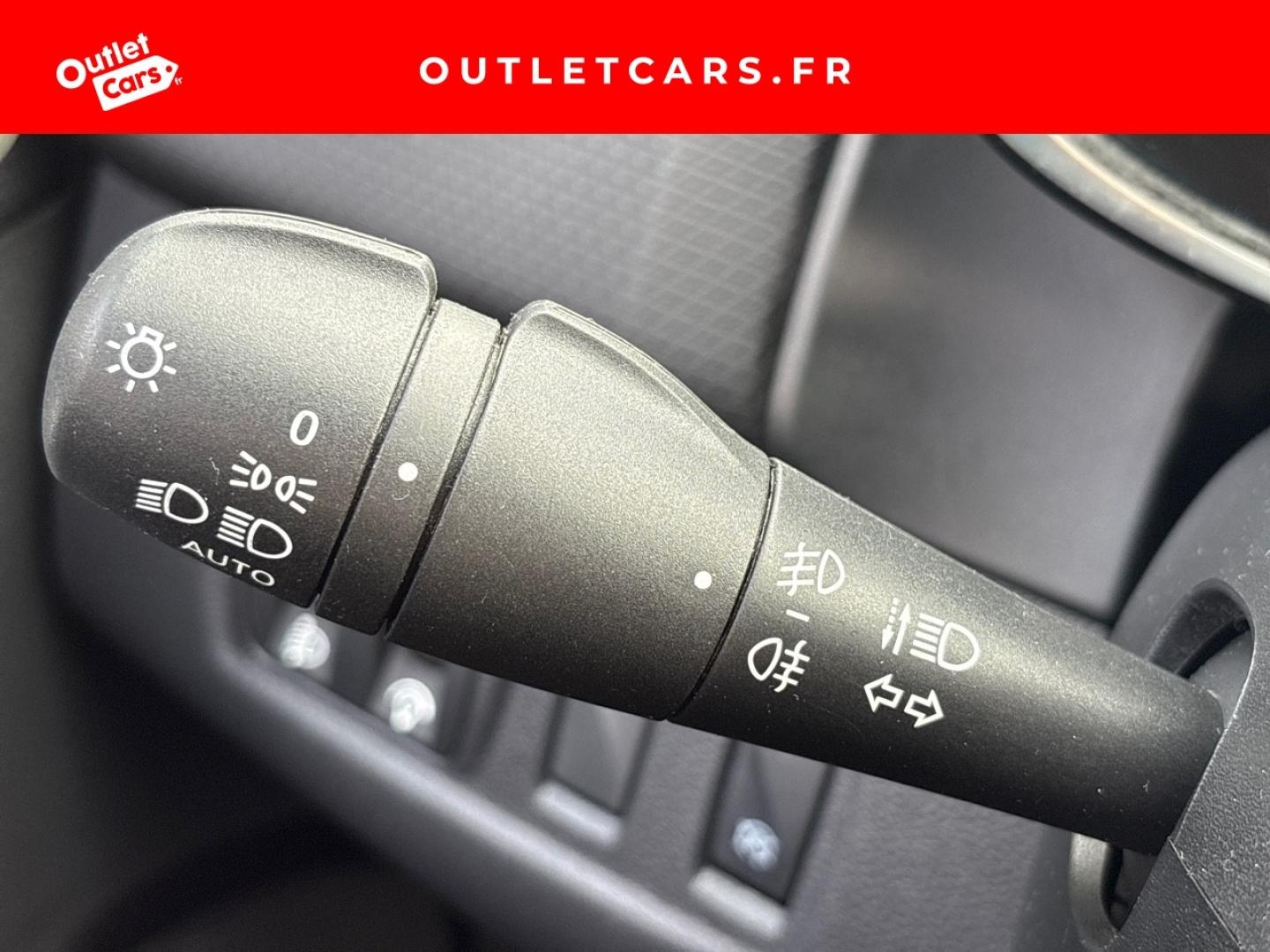 Voitures occasions RENAULT CLIO Intens Rezé