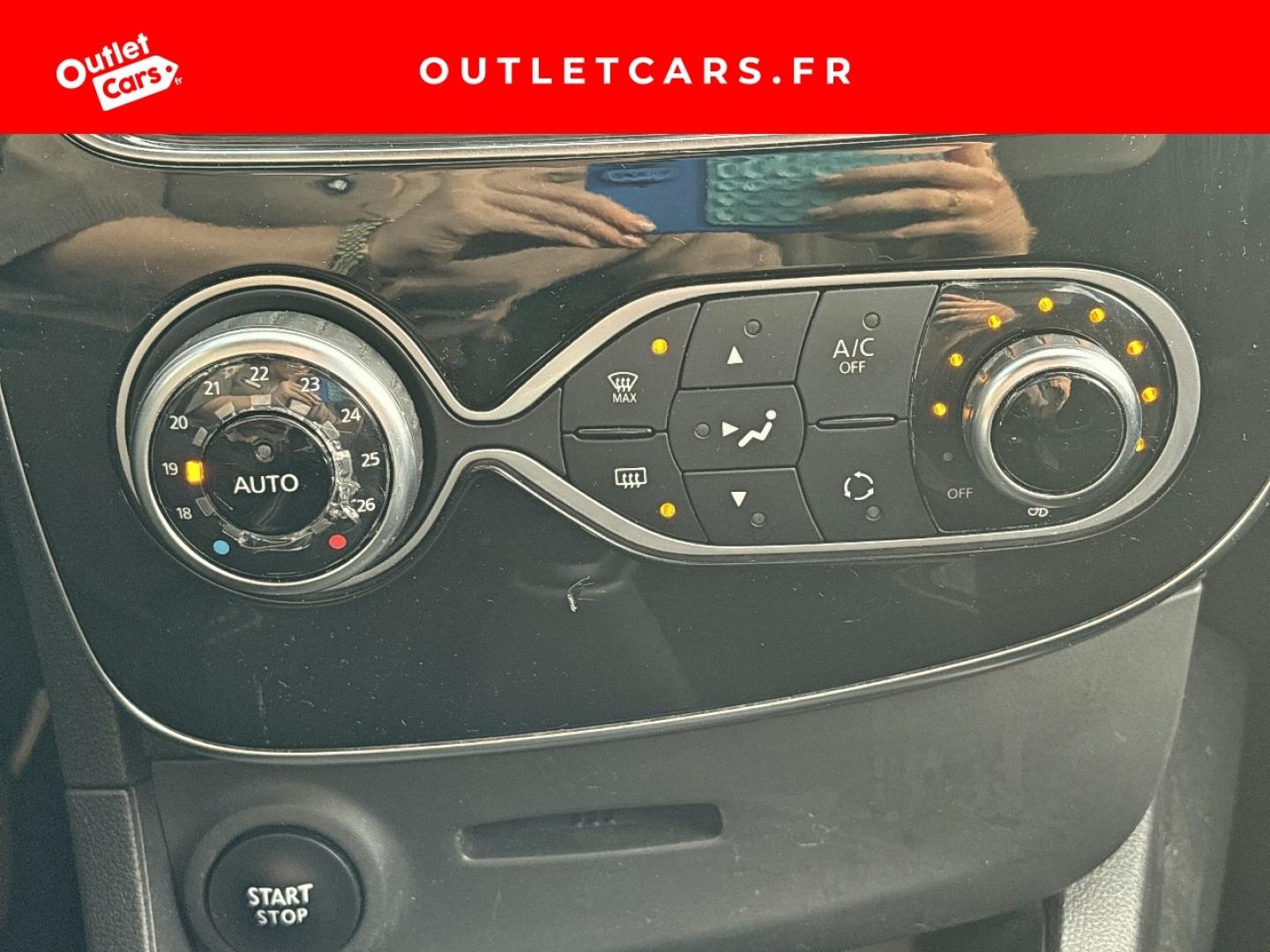 Voitures occasions RENAULT CLIO Intens Rezé