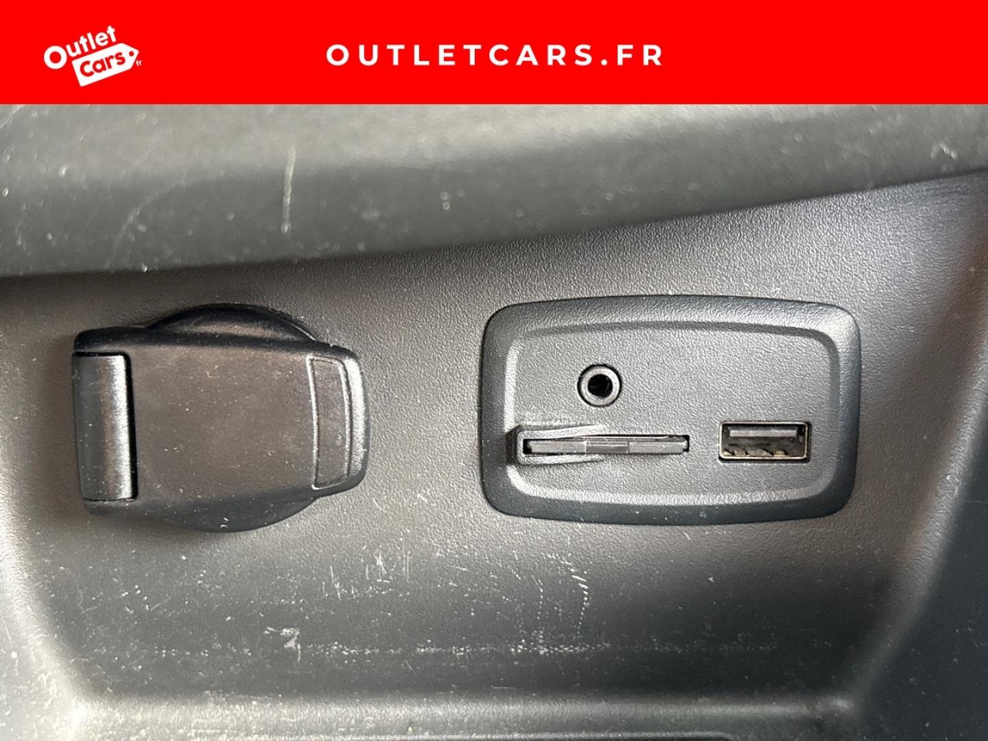 Voitures occasions RENAULT CLIO Intens Rezé