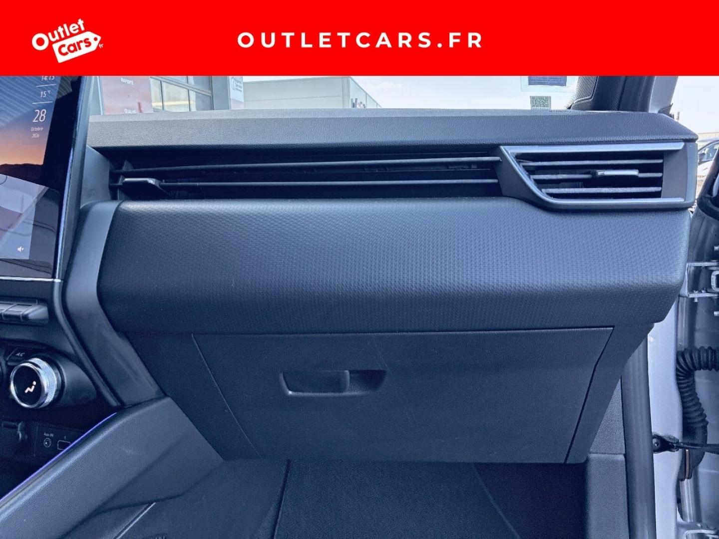 Voitures occasions RENAULT CLIO Intens Rezé