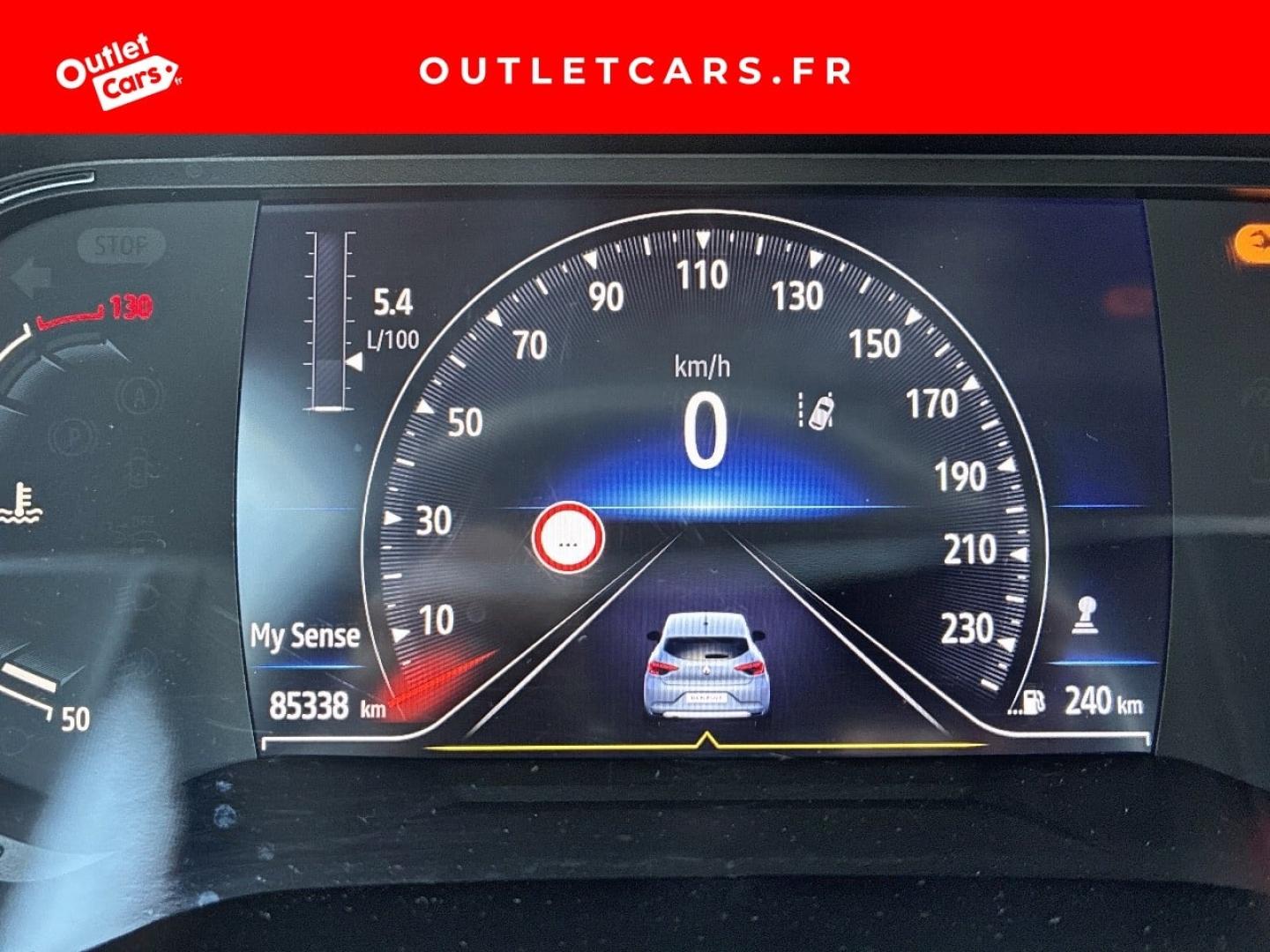 Voitures occasions RENAULT CLIO Intens Rezé