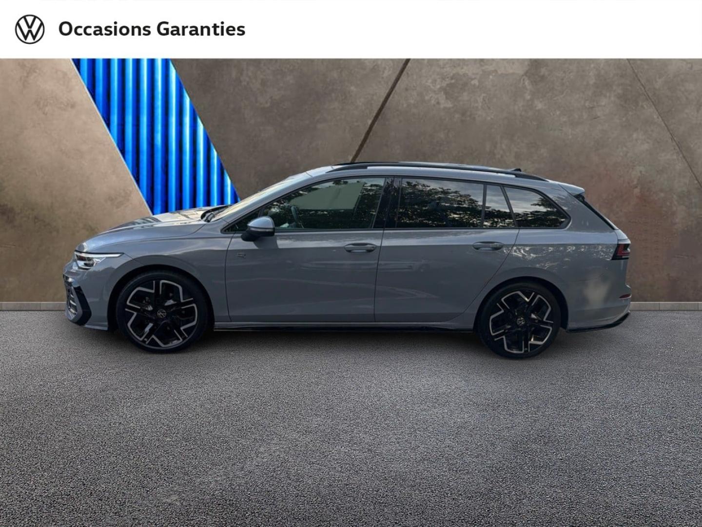 Voitures occasions VOLKSWAGEN Golf SW R-Line Metz