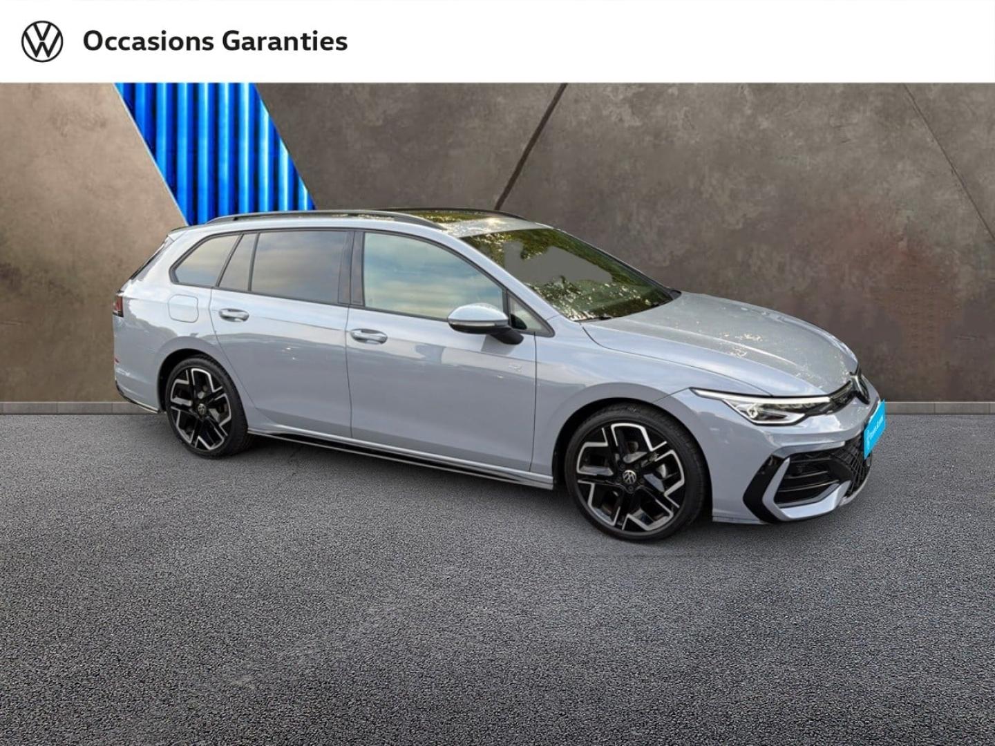Voitures occasions VOLKSWAGEN Golf SW R-Line Metz