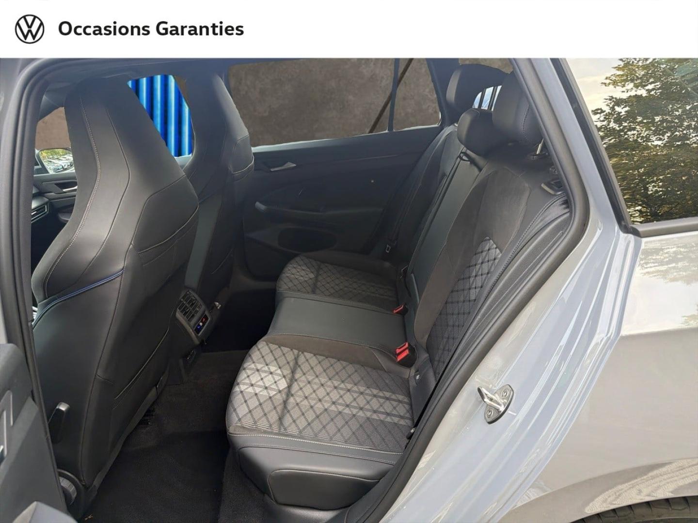 Voitures occasions VOLKSWAGEN Golf SW R-Line Metz