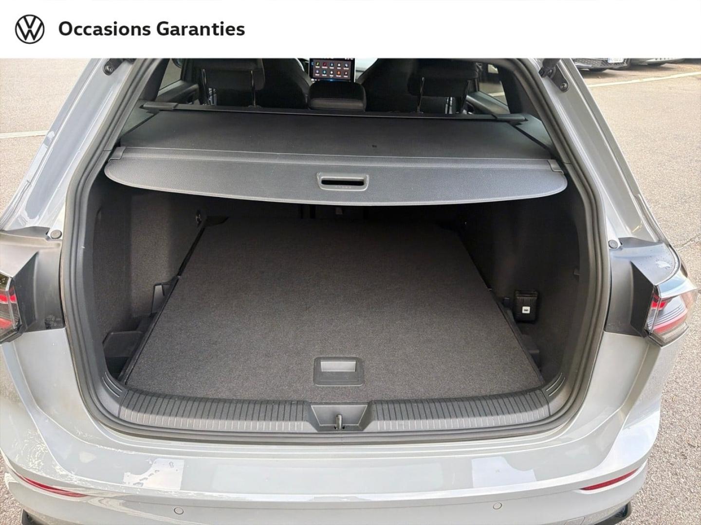 Voitures occasions VOLKSWAGEN Golf SW R-Line Metz