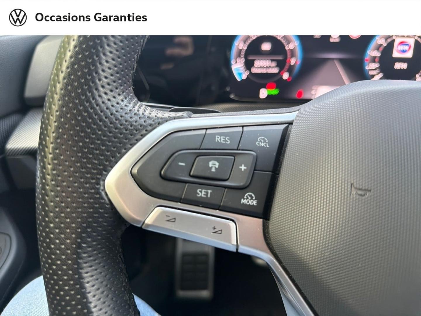 Voitures occasions VOLKSWAGEN Golf SW R-Line Metz