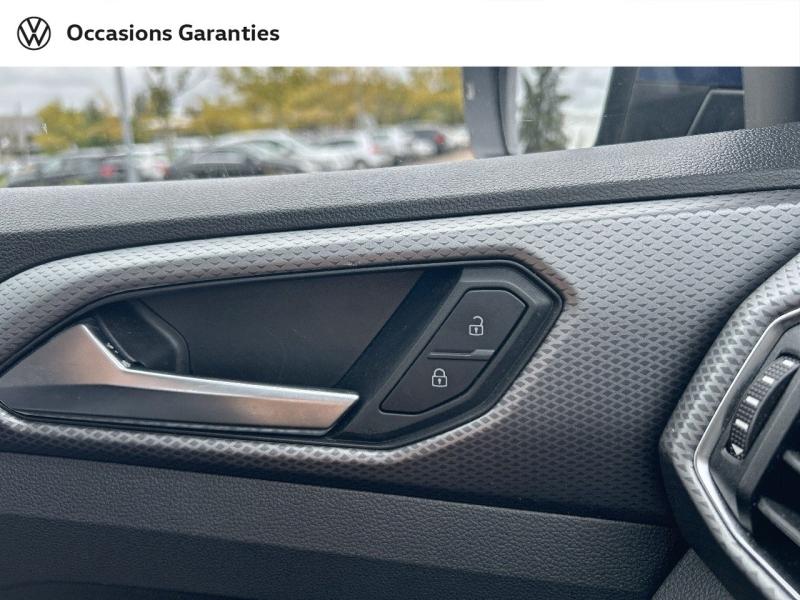 Voitures occasions VOLKSWAGEN T-CROSS Active Metz