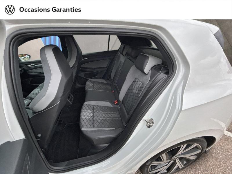 Voitures occasions VOLKSWAGEN GOLF R-Line Metz
