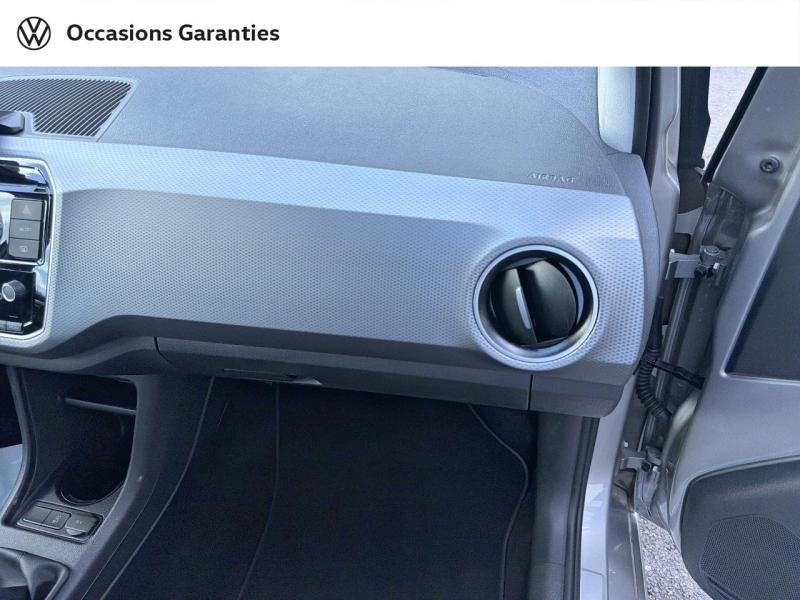 Voitures occasions VOLKSWAGEN up! Active Metz
