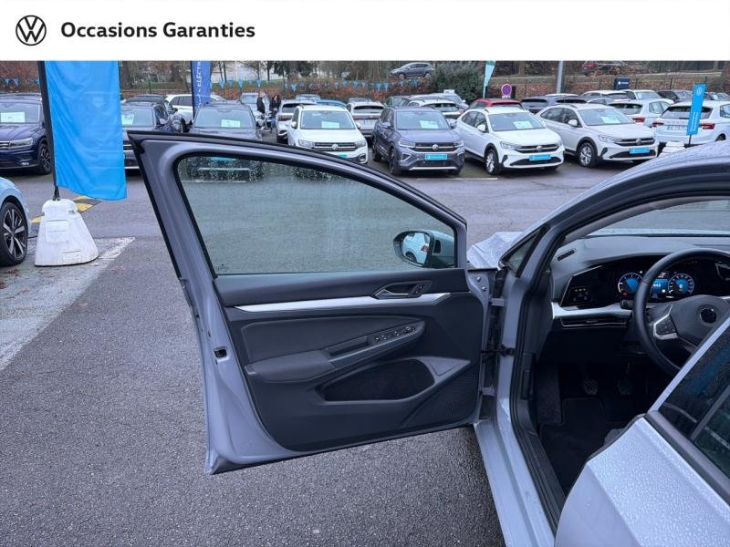 Voitures occasions VOLKSWAGEN GOLF Life Business Metz