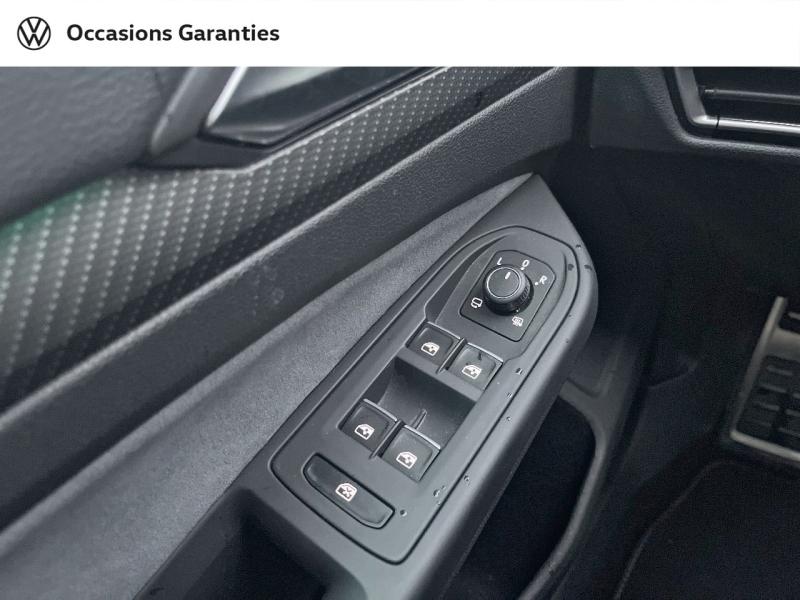 Voitures occasions VOLKSWAGEN GOLF R-Line Metz