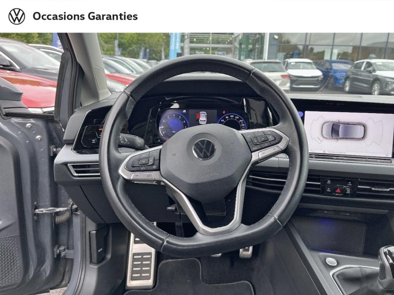 Voitures occasions VOLKSWAGEN GOLF Active Metz