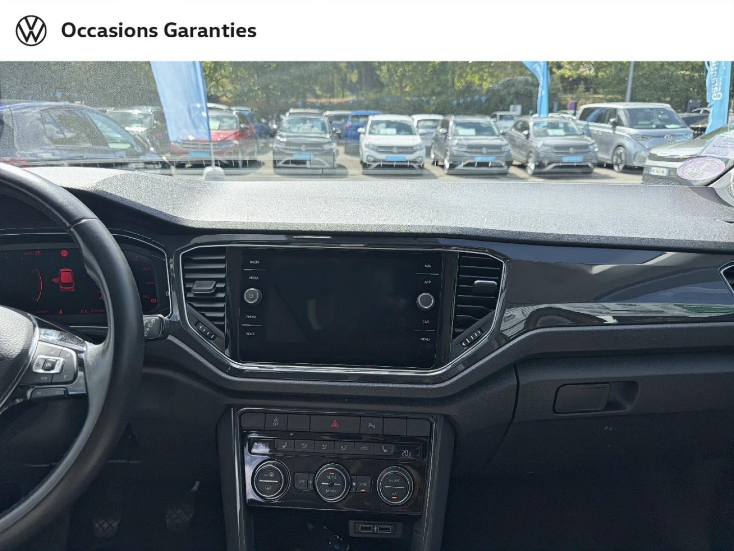 Voitures occasions VOLKSWAGEN T-ROC Carat Exclusive Metz