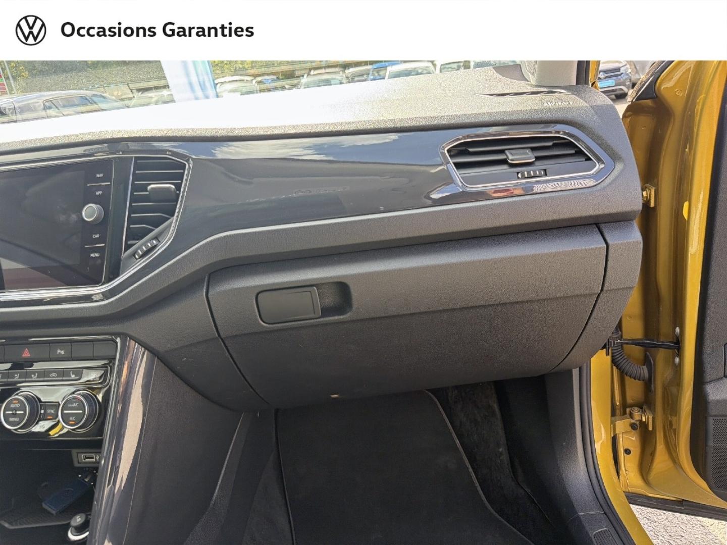 Voitures occasions VOLKSWAGEN T-ROC Carat Exclusive Metz