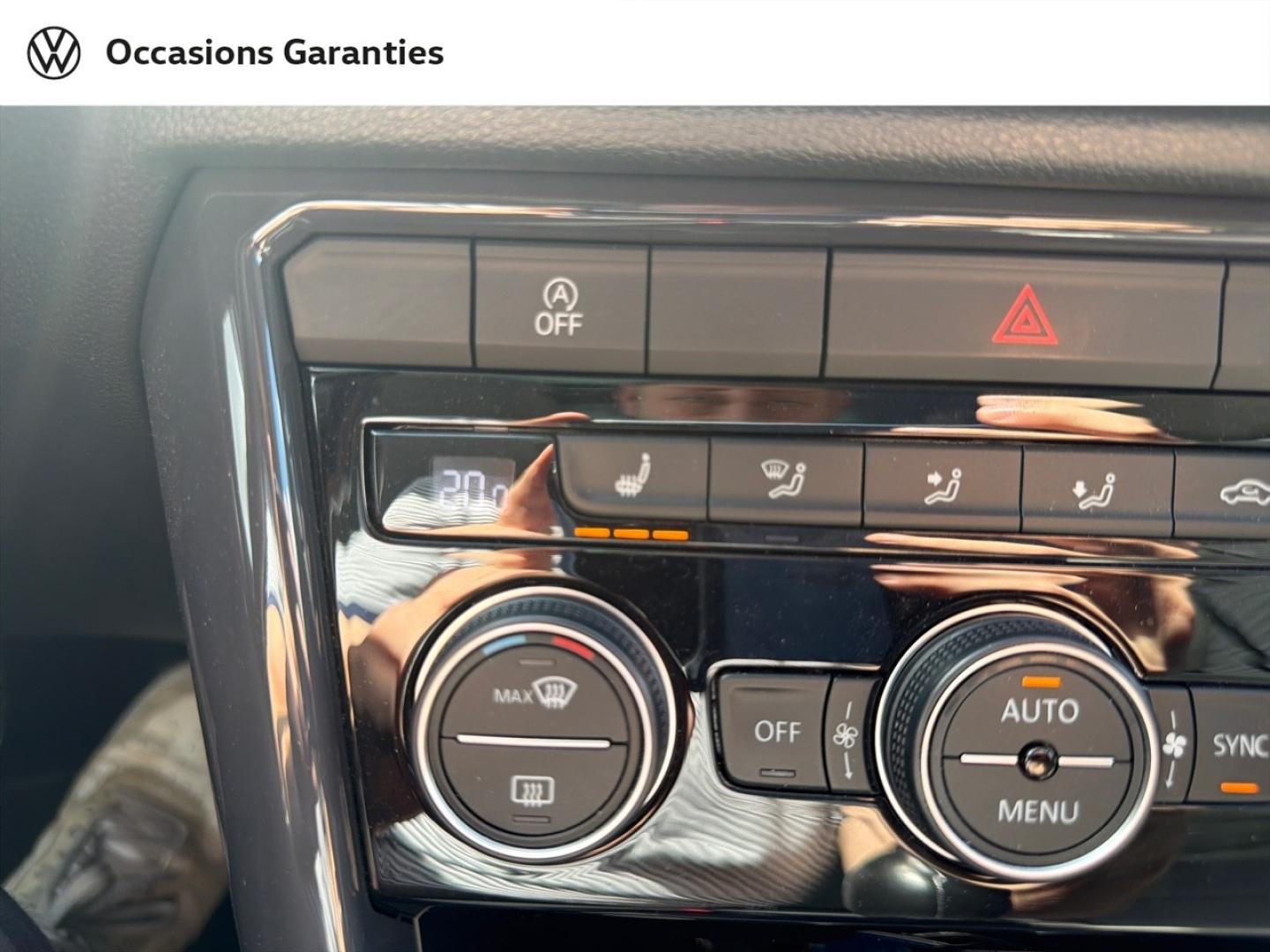 Voitures occasions VOLKSWAGEN T-ROC Carat Exclusive Metz