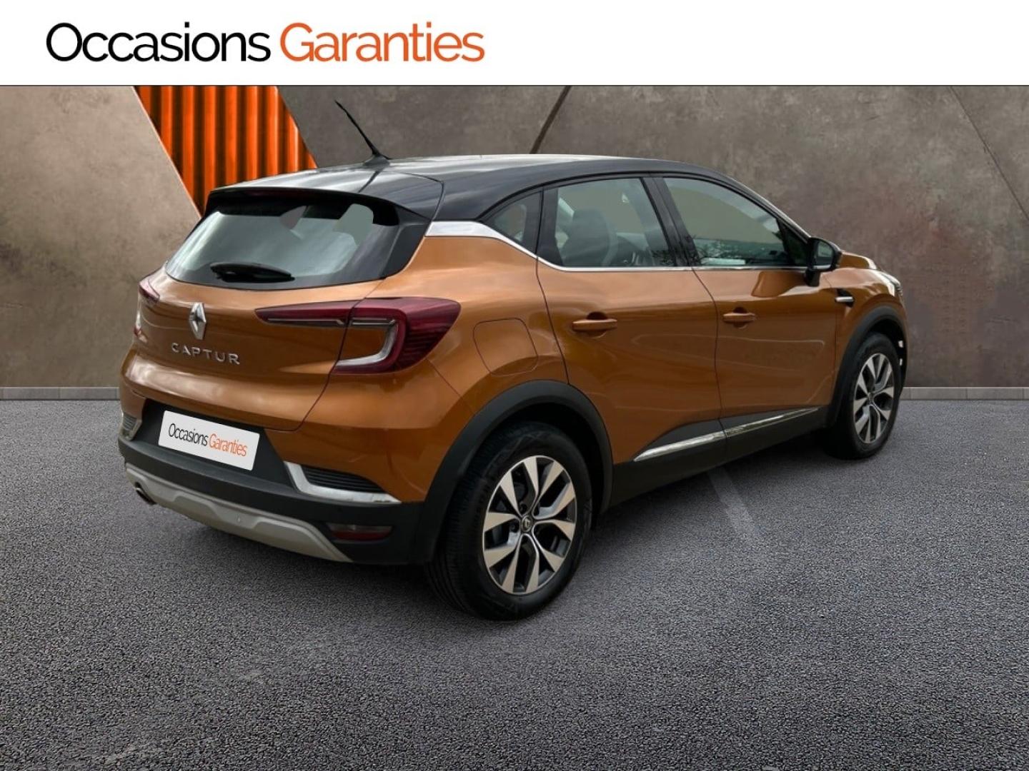 Voitures occasions RENAULT CAPTUR Intens Metz