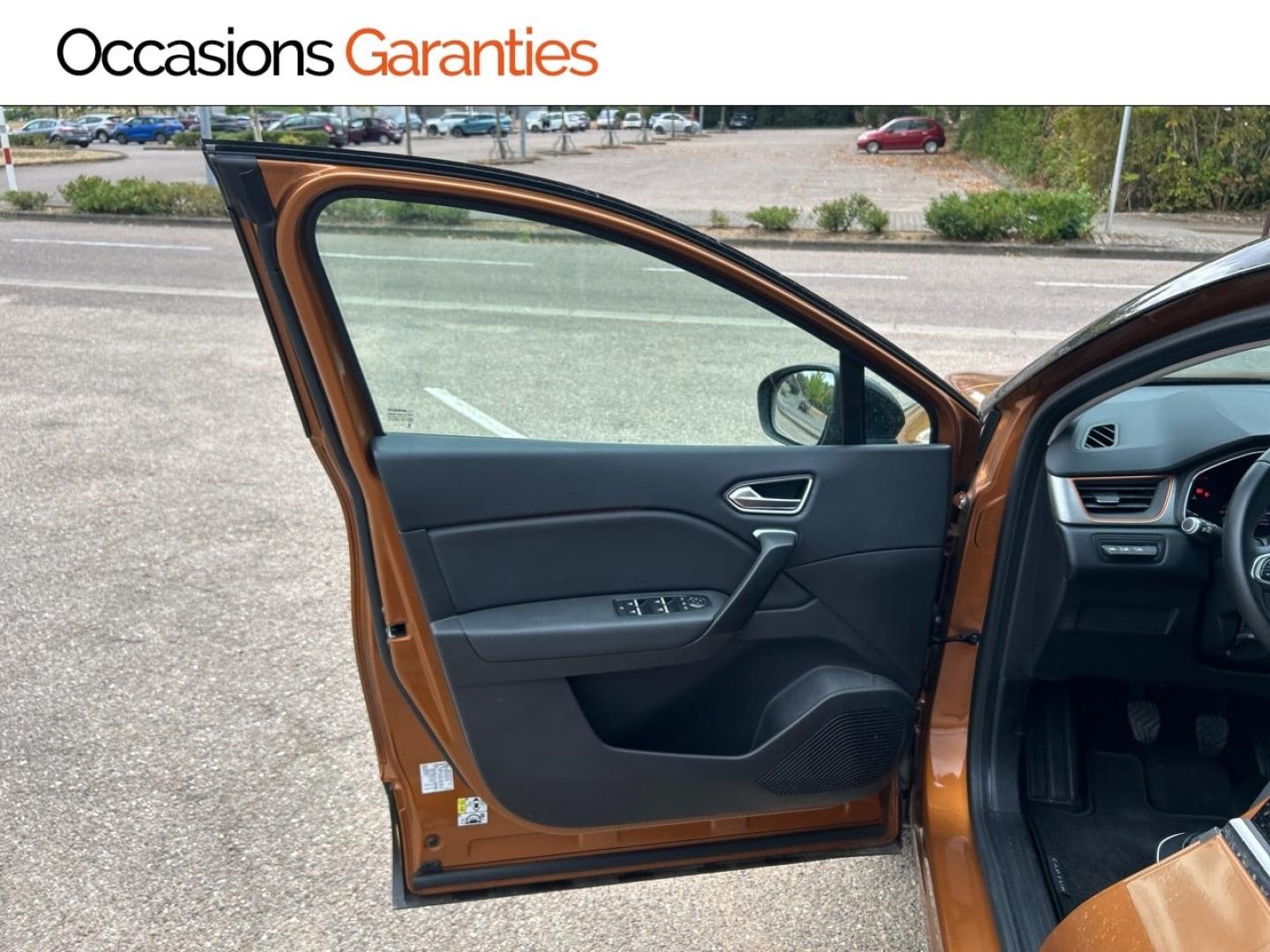 Voitures occasions RENAULT CAPTUR Intens Metz