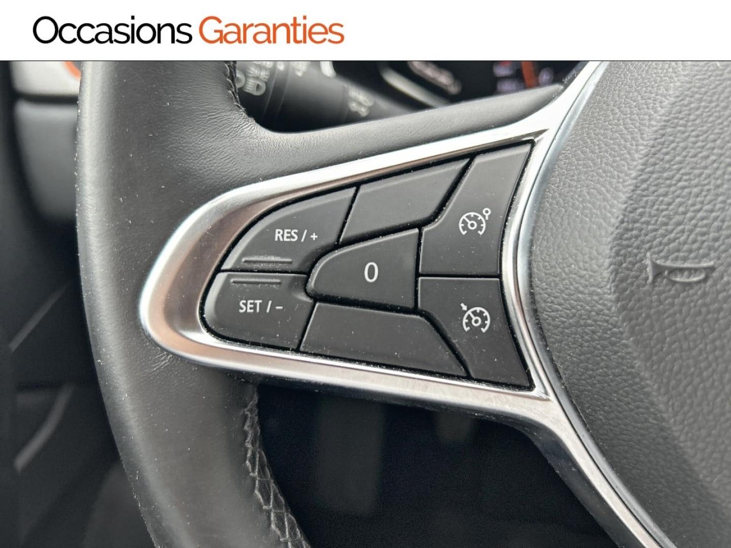 Voitures occasions RENAULT CAPTUR Intens Metz