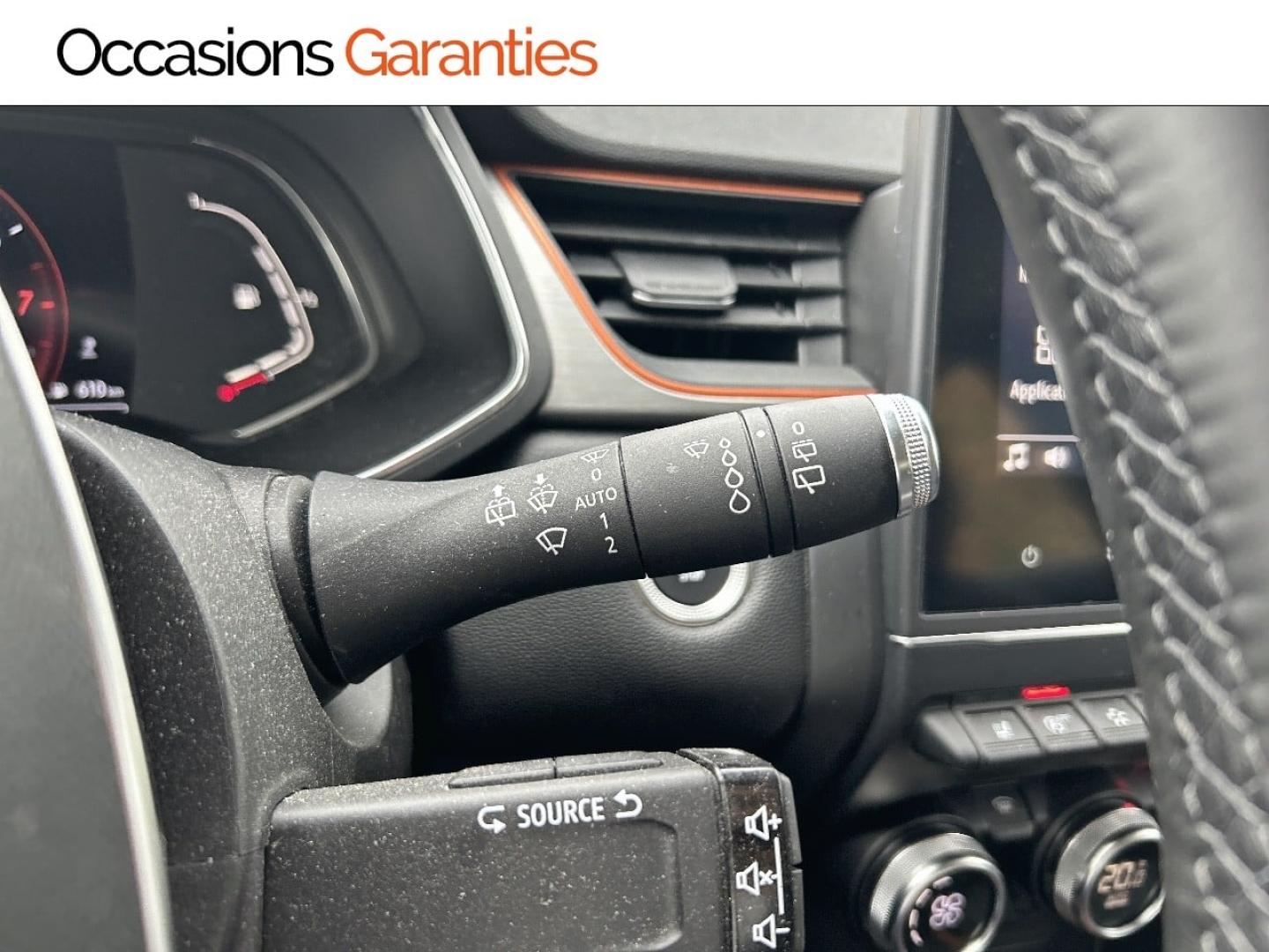 Voitures occasions RENAULT CAPTUR Intens Metz