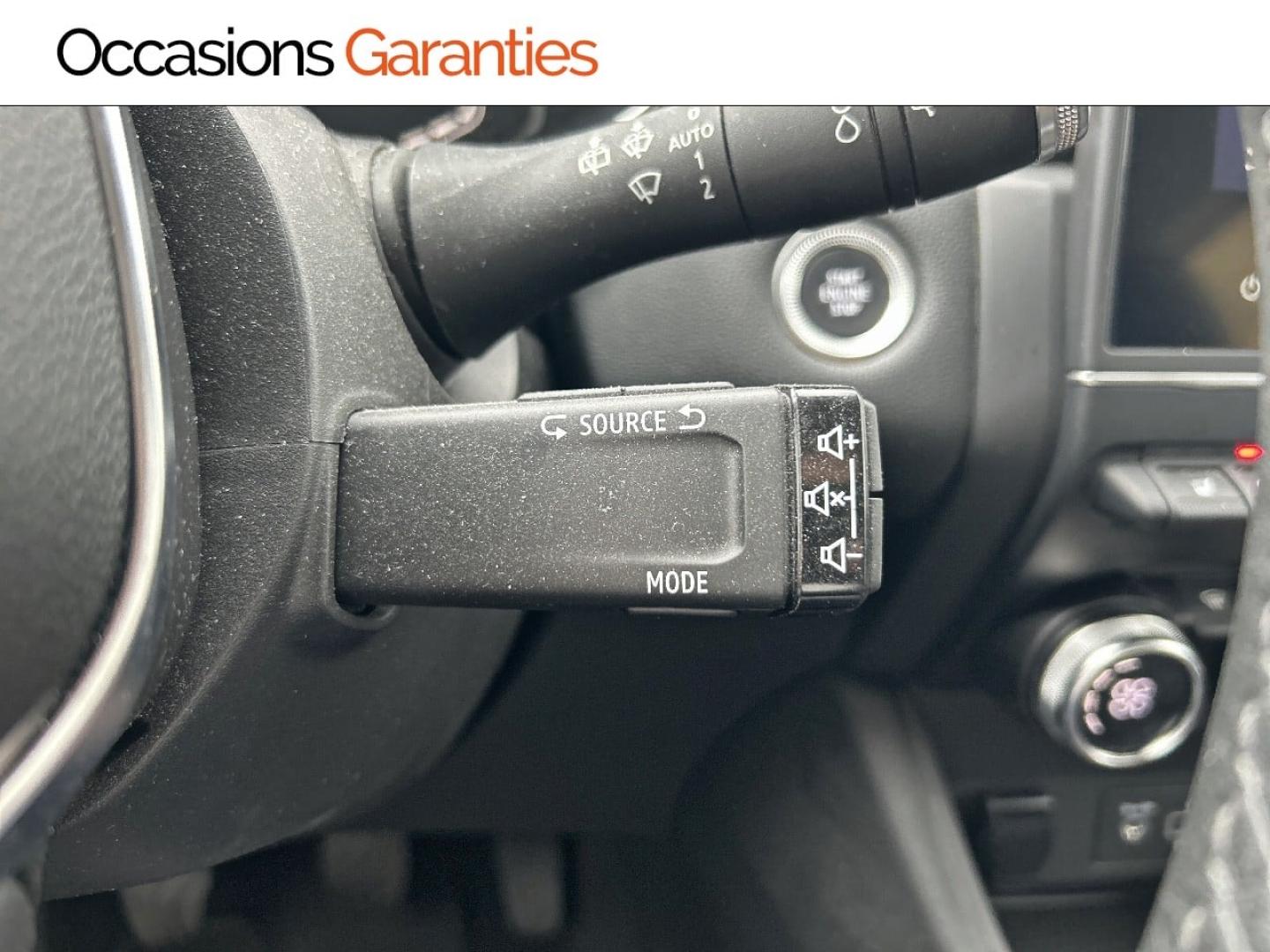 Voitures occasions RENAULT CAPTUR Intens Metz