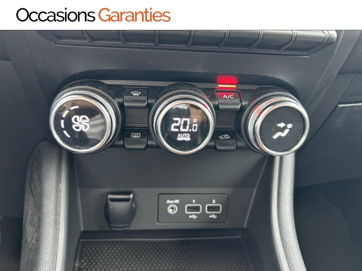 Voitures occasions RENAULT CAPTUR Intens Metz