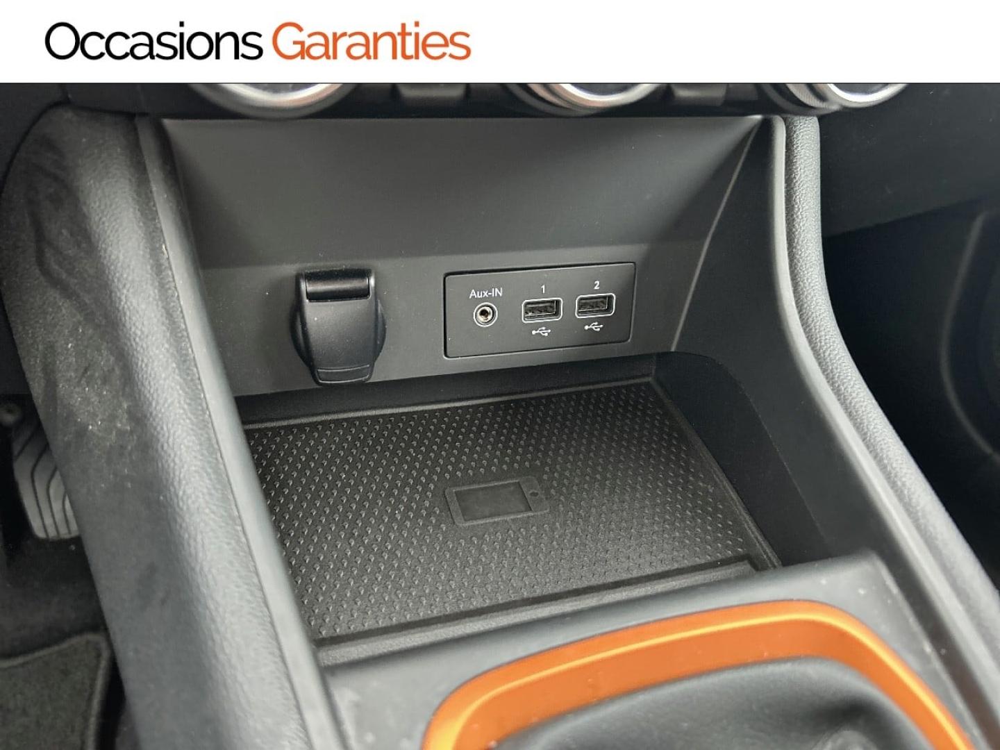 Voitures occasions RENAULT CAPTUR Intens Metz