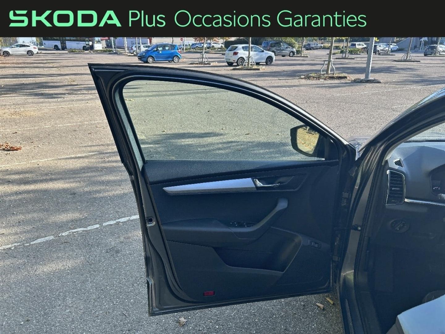 Voitures occasions ŠKODA KAROQ Business Metz