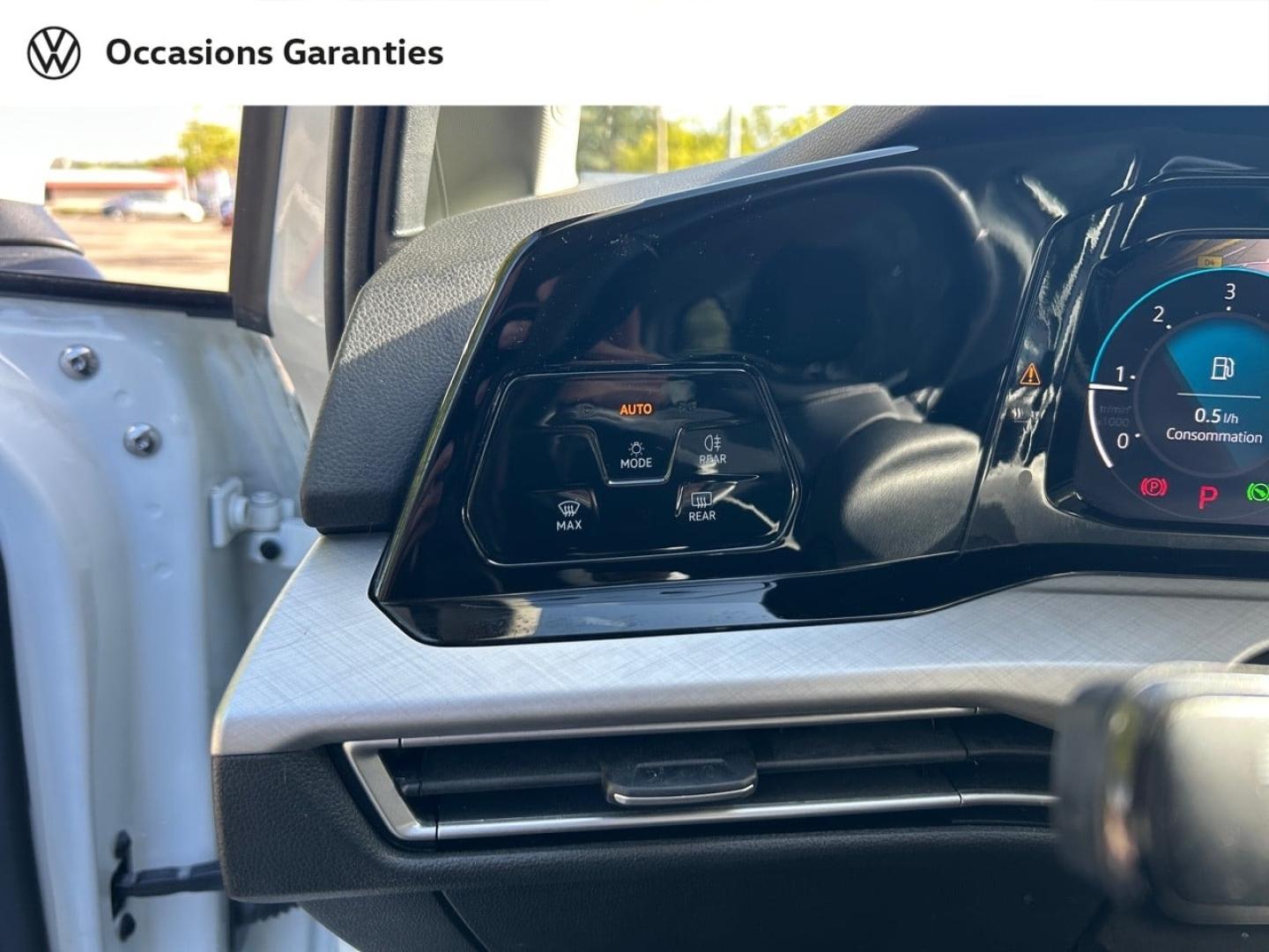 Voitures occasions VOLKSWAGEN GOLF Life Plus Metz