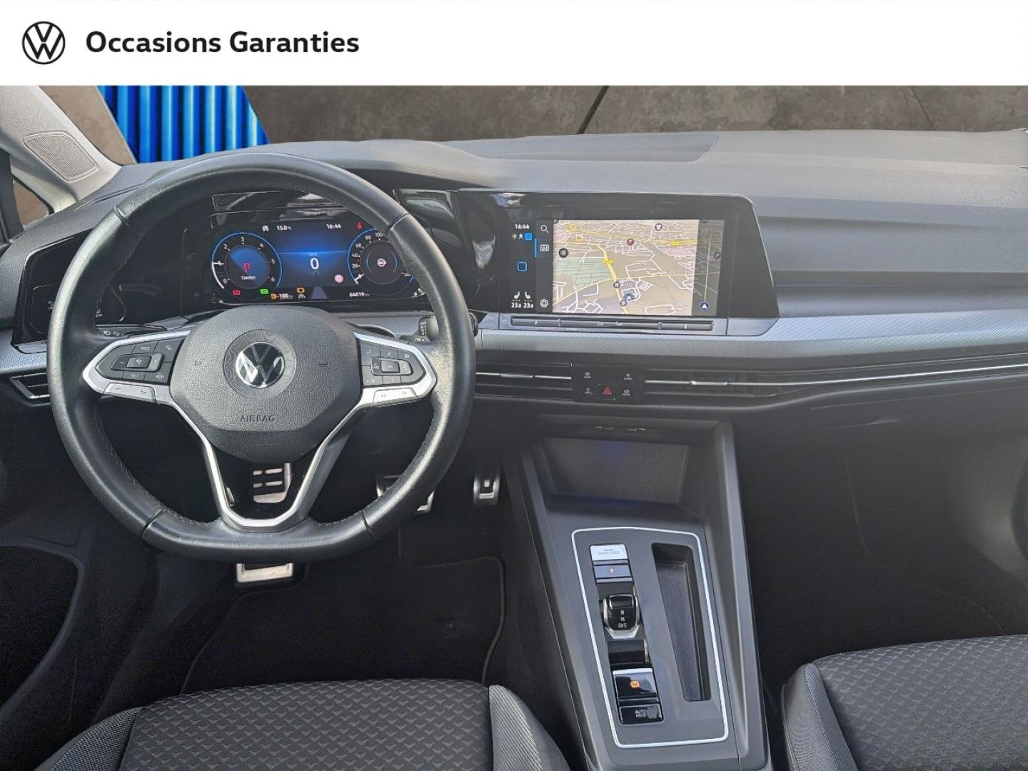 Voitures occasions VOLKSWAGEN GOLF Active Metz