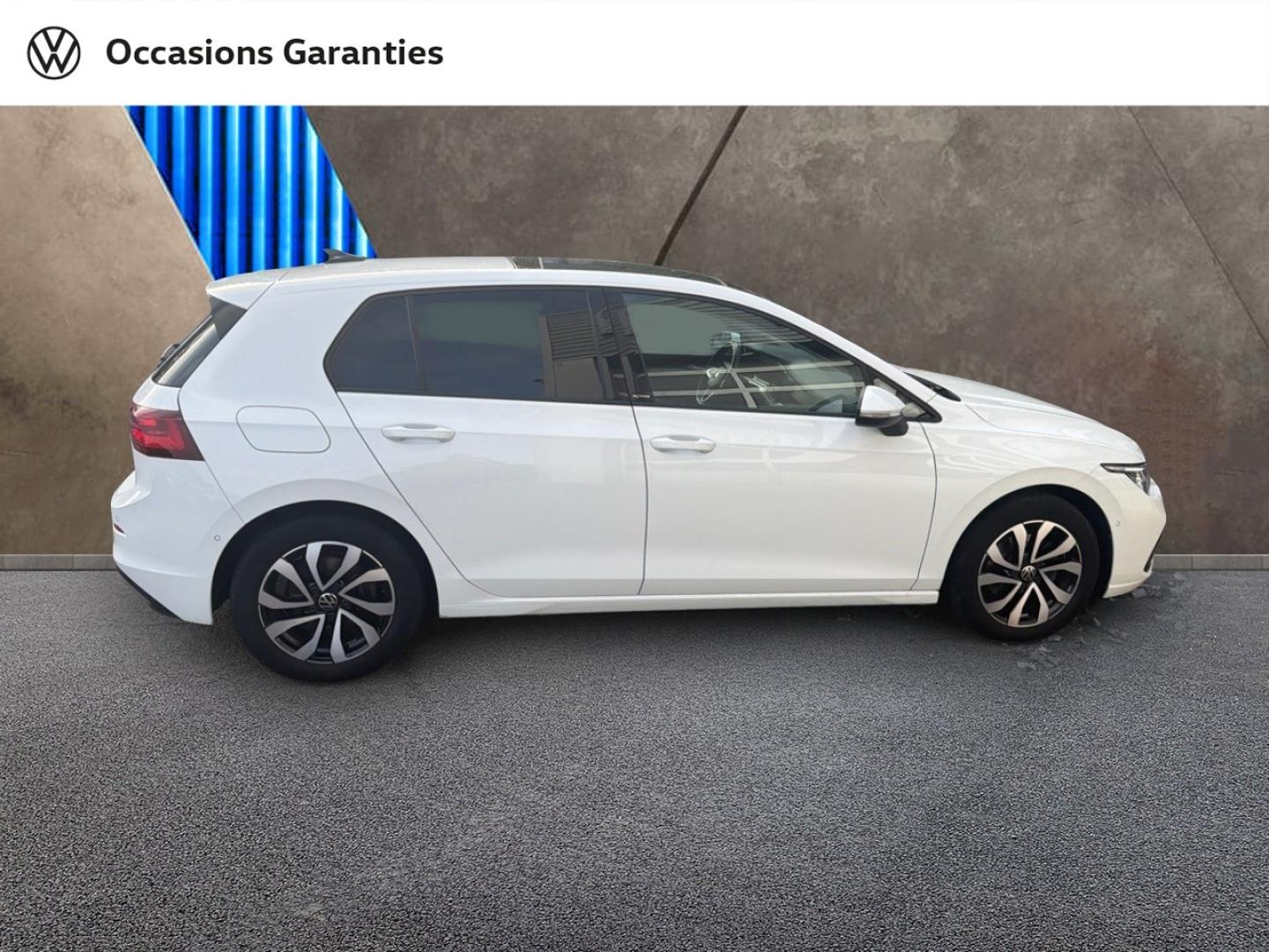 Voitures occasions VOLKSWAGEN GOLF Active Metz