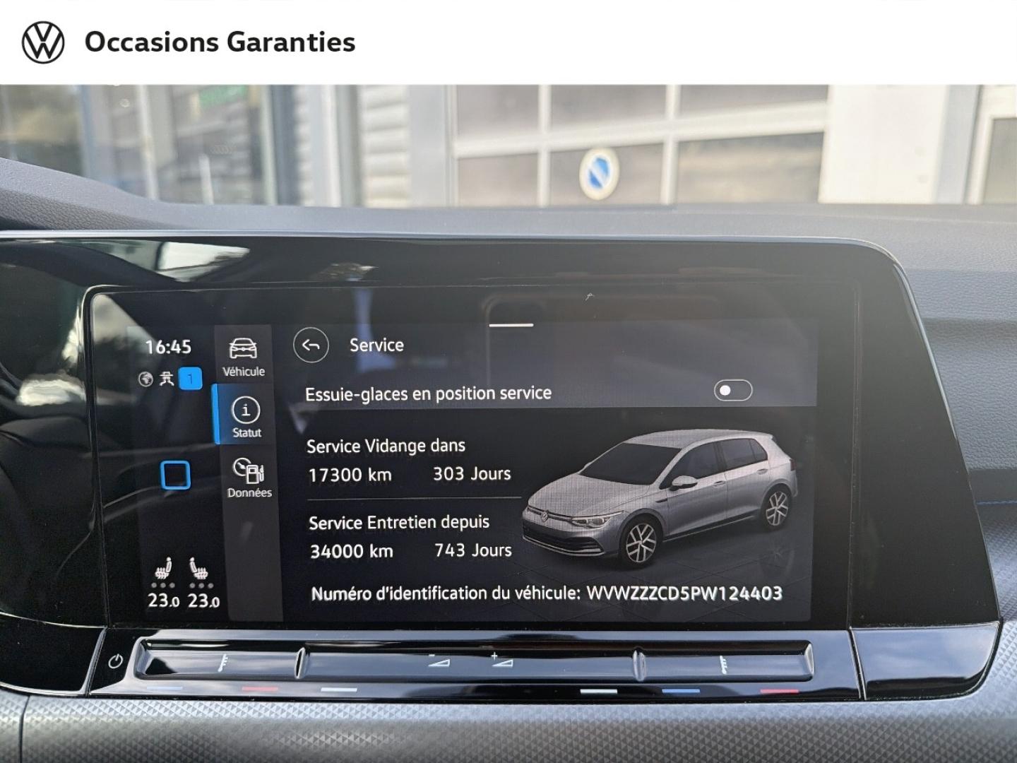 Voitures occasions VOLKSWAGEN GOLF Active Metz