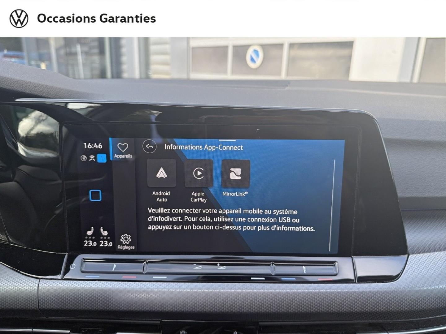 Voitures occasions VOLKSWAGEN GOLF Active Metz