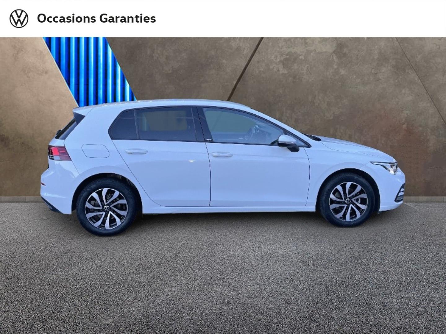 Voitures occasions VOLKSWAGEN GOLF Active Metz