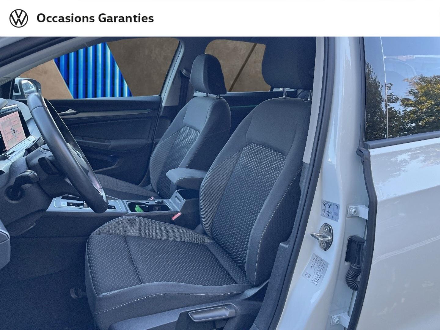 Voitures occasions VOLKSWAGEN GOLF Active Metz