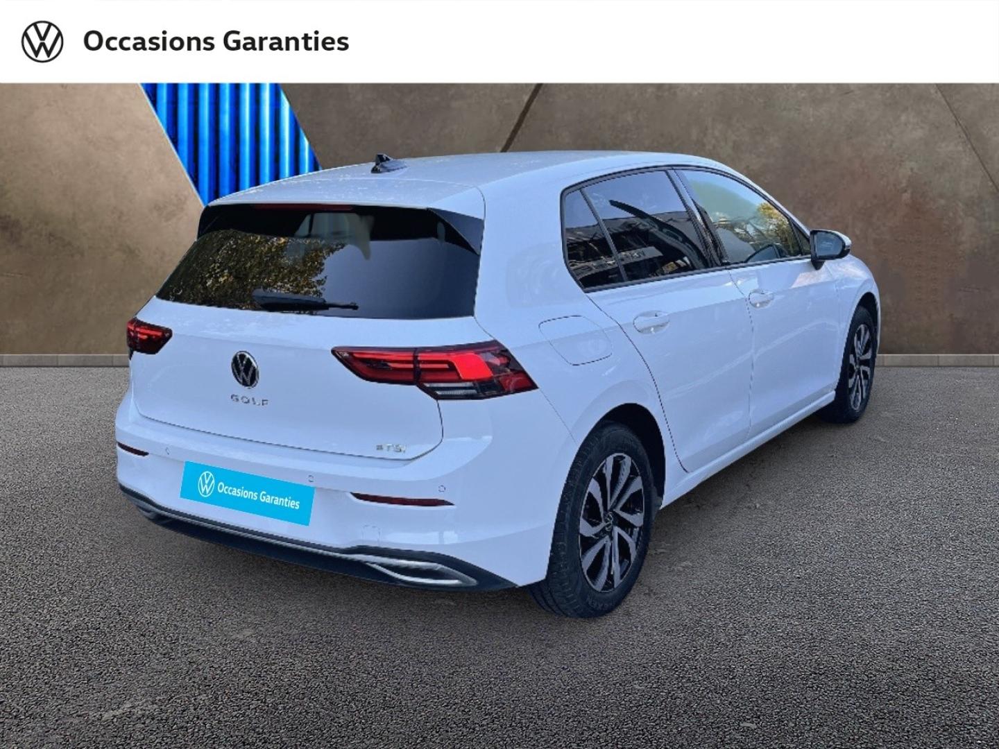 Voitures occasions VOLKSWAGEN GOLF Active Metz