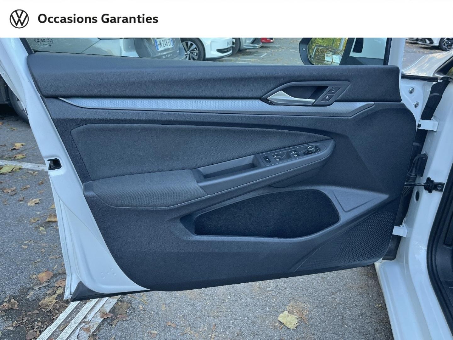 Voitures occasions VOLKSWAGEN GOLF Active Metz