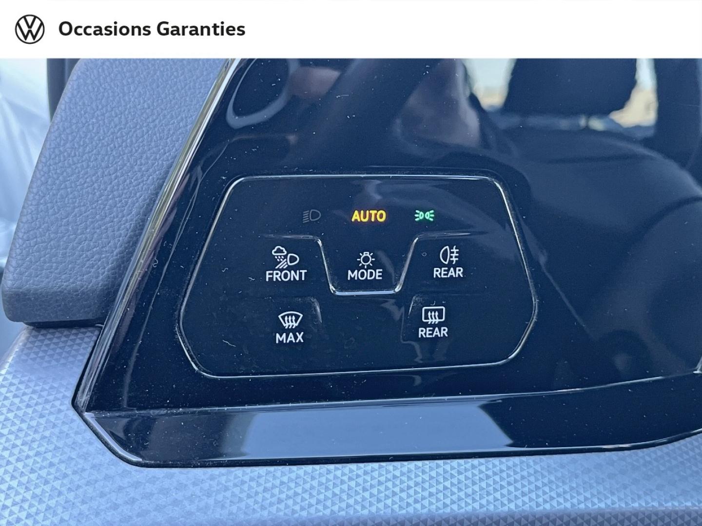 Voitures occasions VOLKSWAGEN GOLF Active Metz