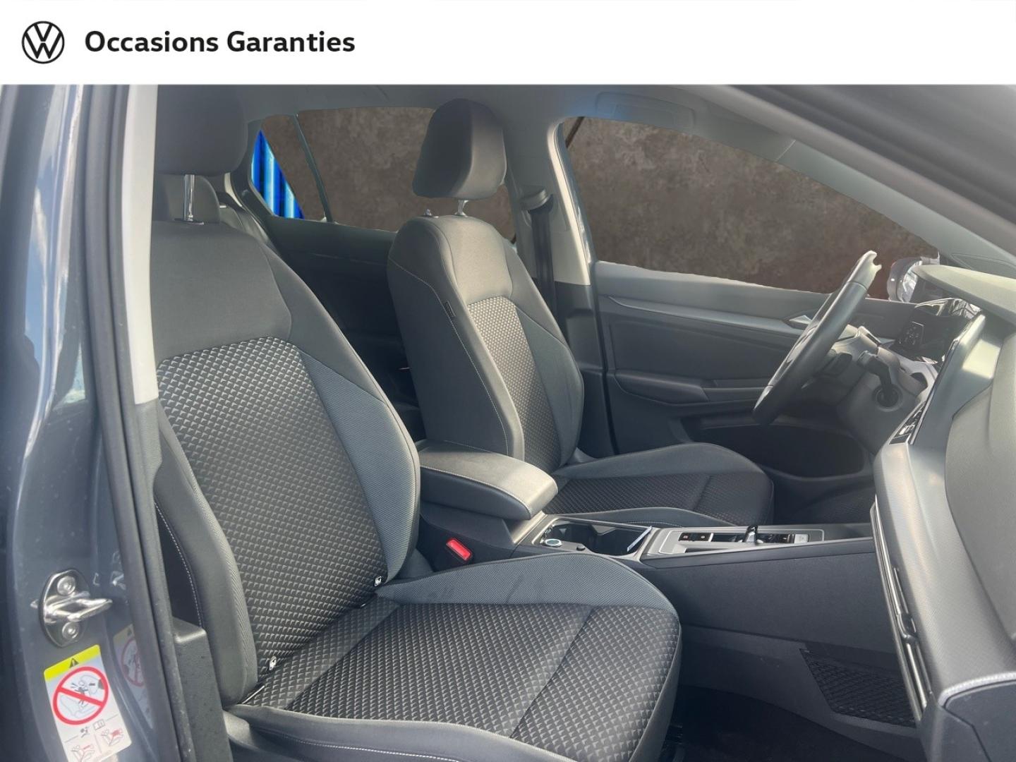 Voitures occasions VOLKSWAGEN GOLF Active Longeville-lès-Saint-Avold