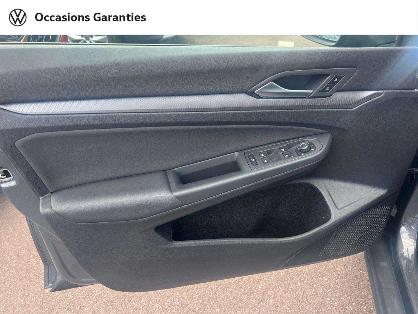 Voitures occasions VOLKSWAGEN GOLF Active Longeville-lès-Saint-Avold